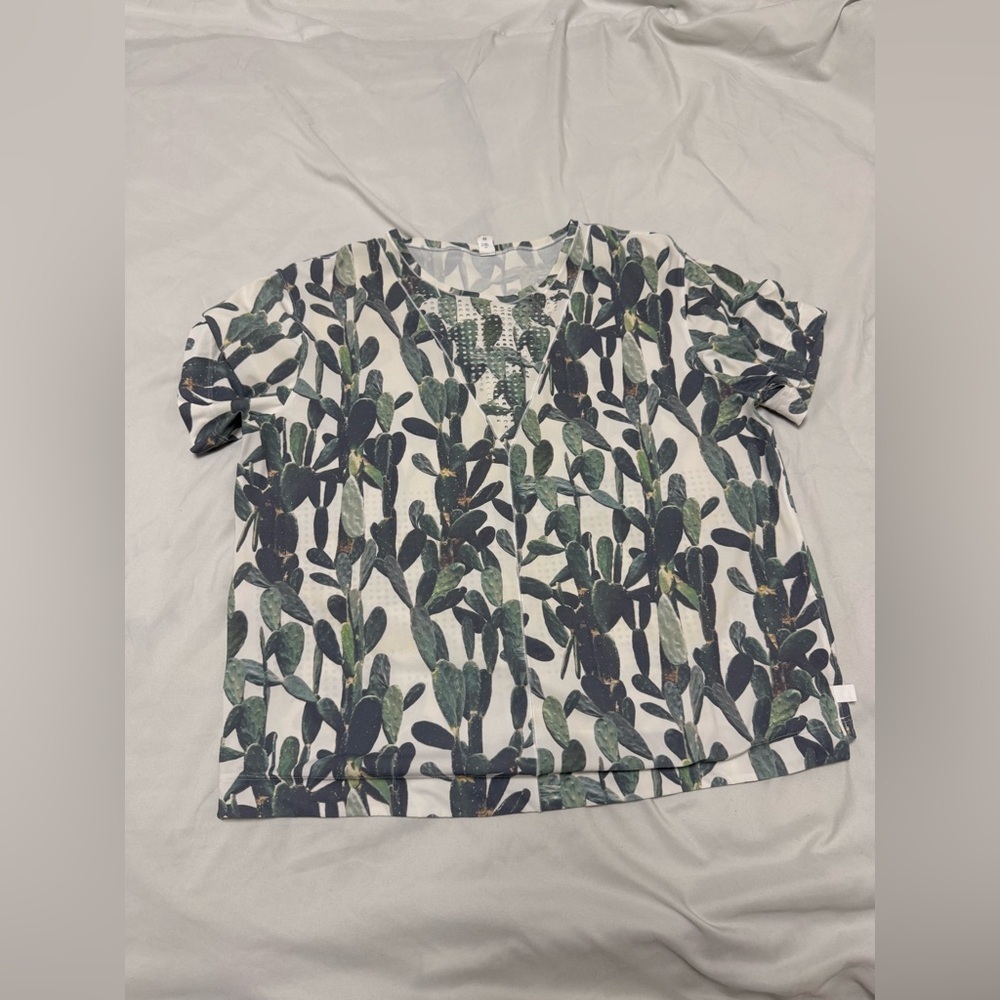 Lululemon Perfectly Perfed Tee - Picture 4 of 8
